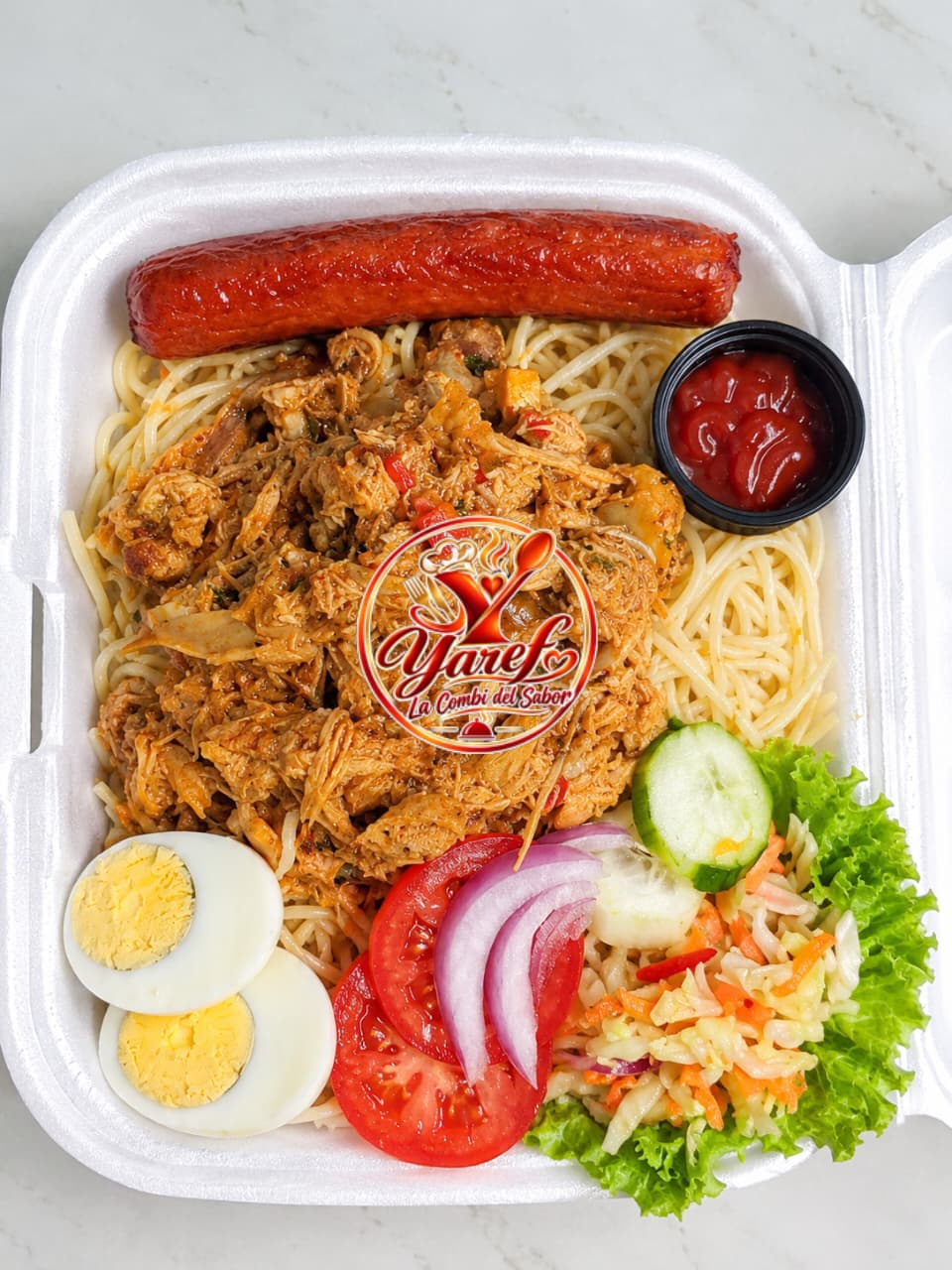 Pasta con farce de pollo